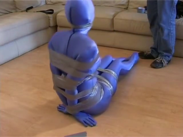 kaset ve mavi zentai
